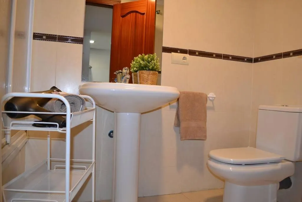 Precioso Apartamento En Primera Linea De Playa En קאלטה דה ולס 0*,