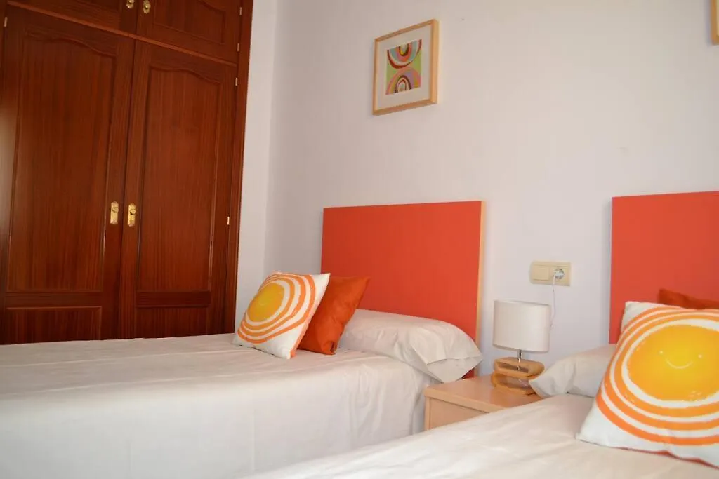 Precioso Apartamento En Primera Linea De Playa En קאלטה דה ולס דירה