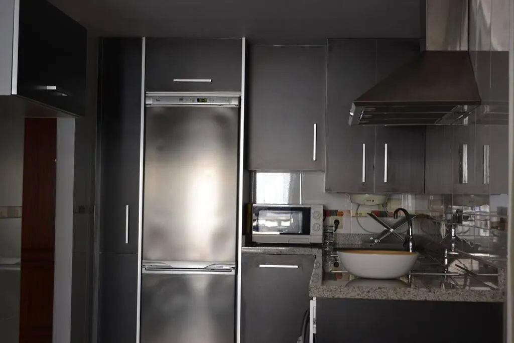 Precioso Apartamento En Primera Linea De Playa En קאלטה דה ולס